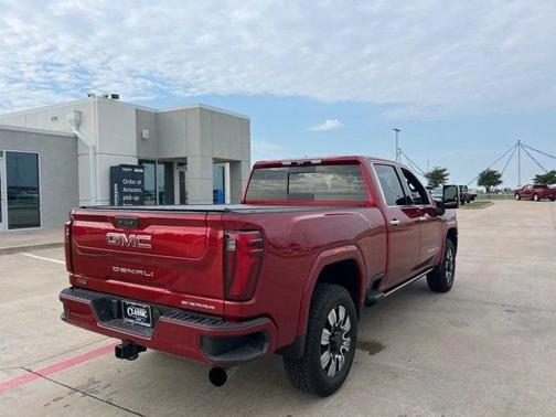 2024 GMC Sierra 2500 Denali