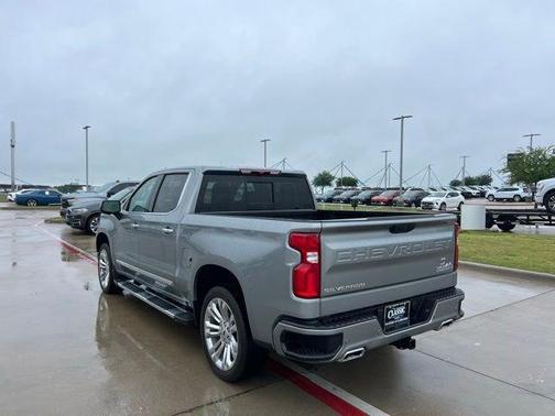 Sterling Gray Metallic 2025 Chevrolet Silverado 1500 High Country