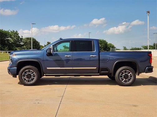 2025 Chevrolet Silverado 2500 High Country