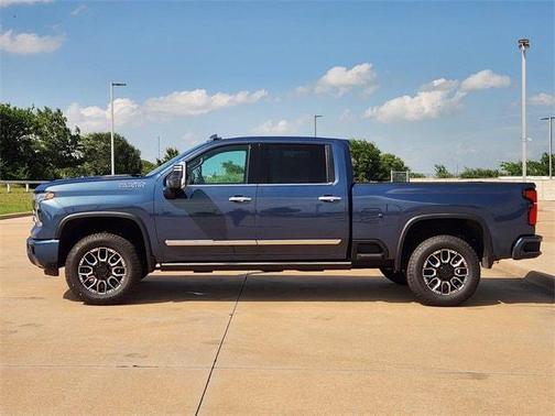 2025 Chevrolet Silverado 2500 High Country