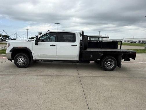 2022 GMC Sierra 3500 Pro