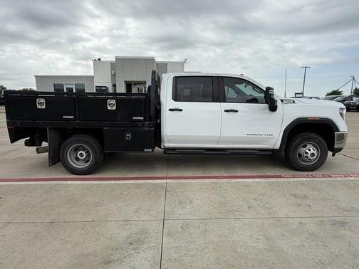 2022 GMC Sierra 3500 Pro