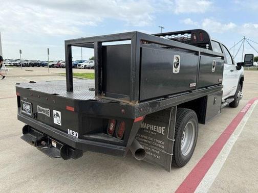 2022 GMC Sierra 3500 Pro