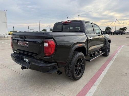 2024 GMC Canyon Denali