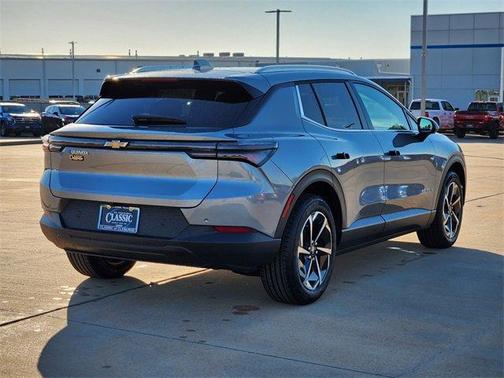 2026 Chevrolet Equinox EV LT 2