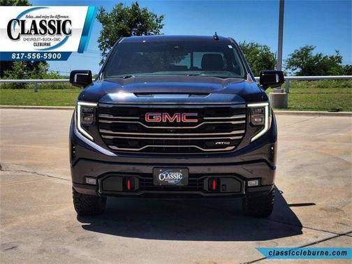 2023 GMC Sierra 1500 AT4