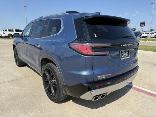 2024 GMC Acadia Denali