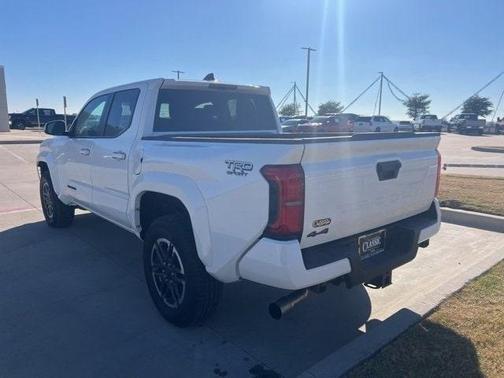 2025 Toyota Tacoma SR