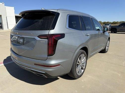 2023 Cadillac XT6 Premium Luxury FWD