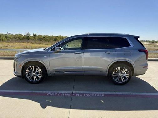 2023 Cadillac XT6 Premium Luxury FWD