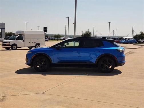 2025 Chevrolet Equinox EV RS