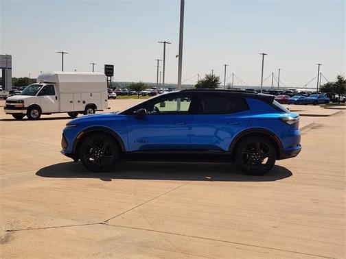 2025 Chevrolet Equinox EV RS