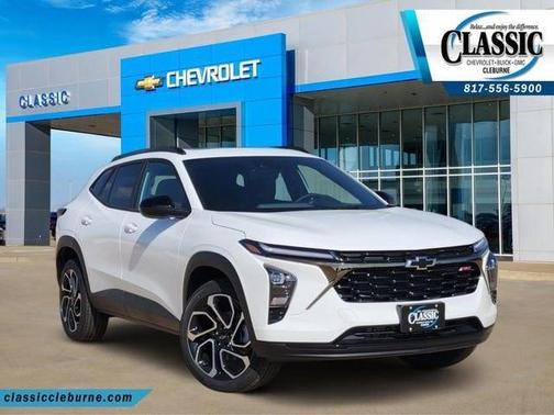 Summit White 2026 Chevrolet Trax 2RS