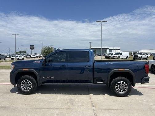 2022 GMC Sierra 2500 AT4