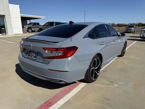 2022 Honda Accord Hybrid Sport