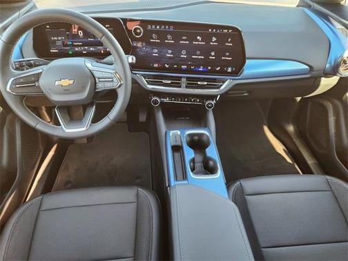 2026 Chevrolet Equinox EV LT 2