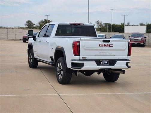 2026 GMC Sierra 2500 Denali