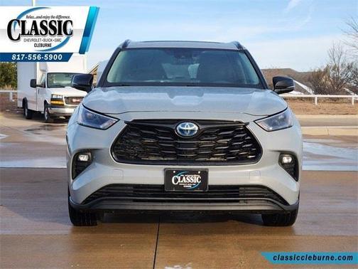 2024 Toyota Highlander Hybrid XLE