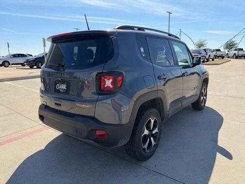 2022 Jeep Renegade Trailhawk