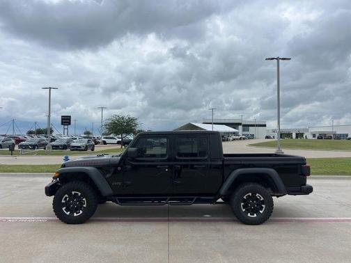 Black 2024 Jeep Gladiator Rubicon