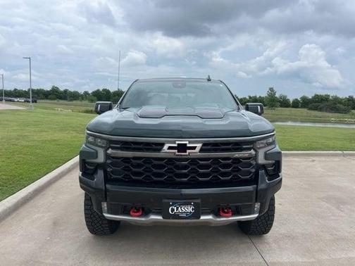 Cypress 2025 Chevrolet Silverado 1500 ZR2