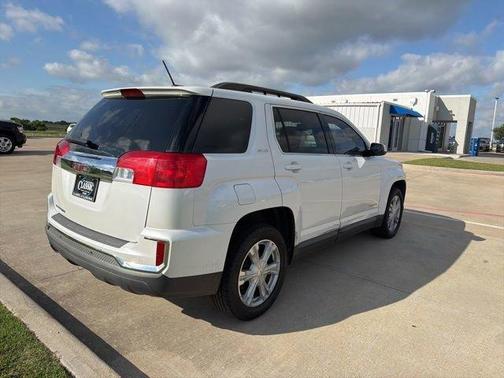 White Frost Tri-Coat 2017 GMC Terrain SLE-2