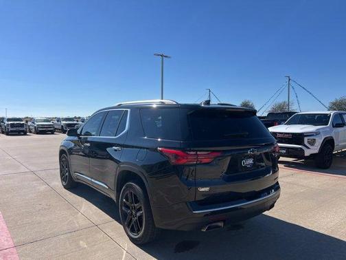 2023 Chevrolet Traverse Premier