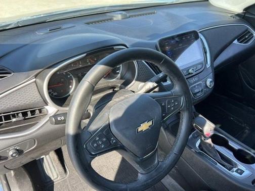 2025 Chevrolet Malibu RS
