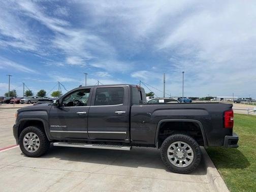 2016 GMC Sierra 2500 Denali
