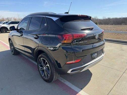 2022 Buick Encore GX Select