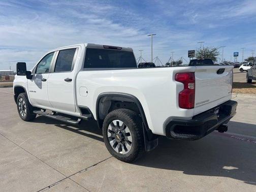 2025 Chevrolet Silverado 2500 Custom