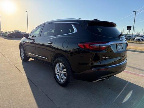 2021 Buick Enclave Essence