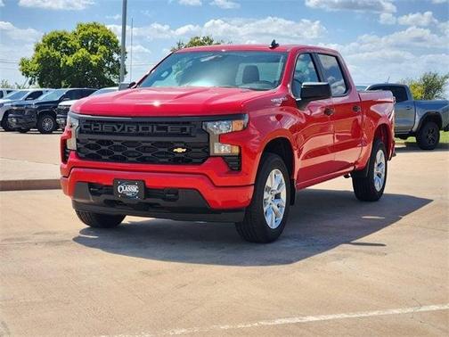 2025 Chevrolet Silverado 1500 Custom