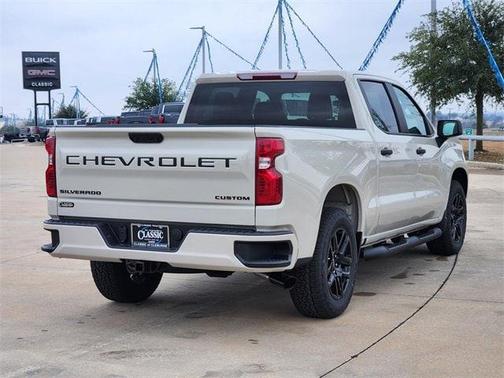 2026 Chevrolet Silverado 1500 Custom