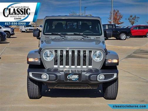 2022 Jeep Gladiator Overland