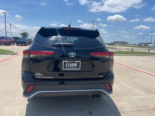 2021 Toyota Highlander XSE
