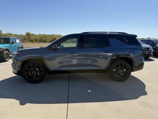 2025 Chevrolet Traverse RS