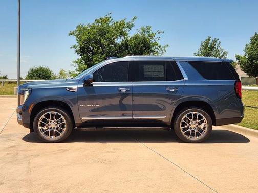 Metallic 2026 GMC Yukon Elevation