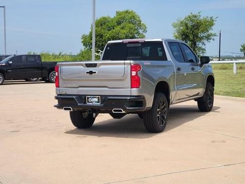 Sterling Gray Metallic 2026 Chevrolet Silverado 1500 LT Trail Boss