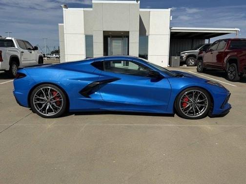 2024 Chevrolet Corvette Stingray w/2LT