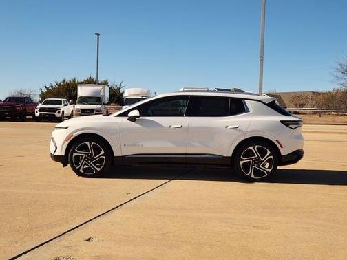 2026 Chevrolet Equinox EV LT 2