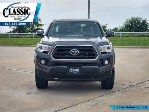 2022 Toyota Tacoma SR