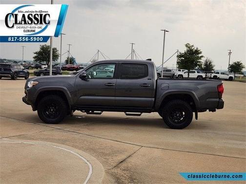2022 Toyota Tacoma SR