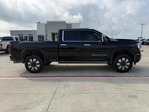 2024 GMC Sierra 2500 Denali