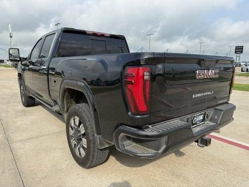 2024 GMC Sierra 2500 Denali