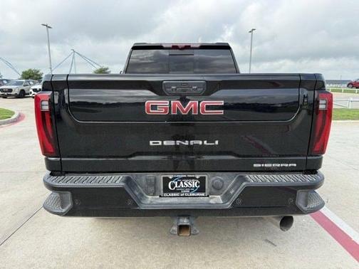 2024 GMC Sierra 2500 Denali