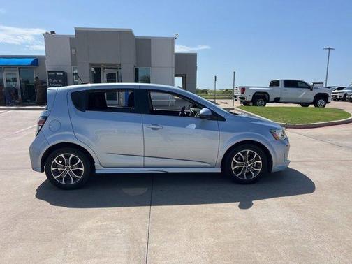 2018 Chevrolet Sonic LT
