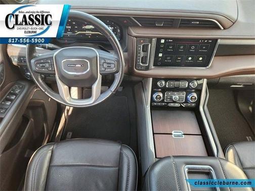 2022 GMC Yukon XL Denali