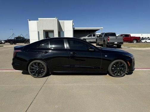 2023 Cadillac CT4 Sport