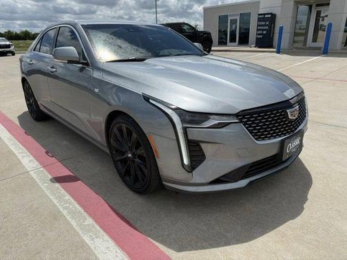 2023 Cadillac CT4 Luxury